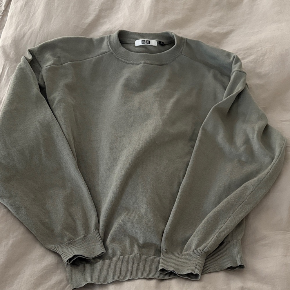 Uniqlo Sage Crewneck Sweater